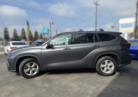 2020 Toyota Highlander L