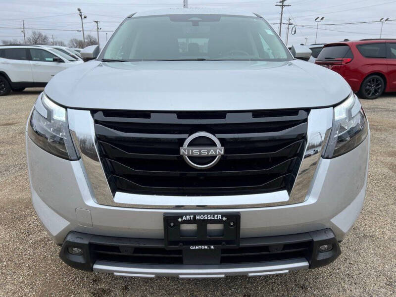 2025 Nissan Pathfinder Platinum