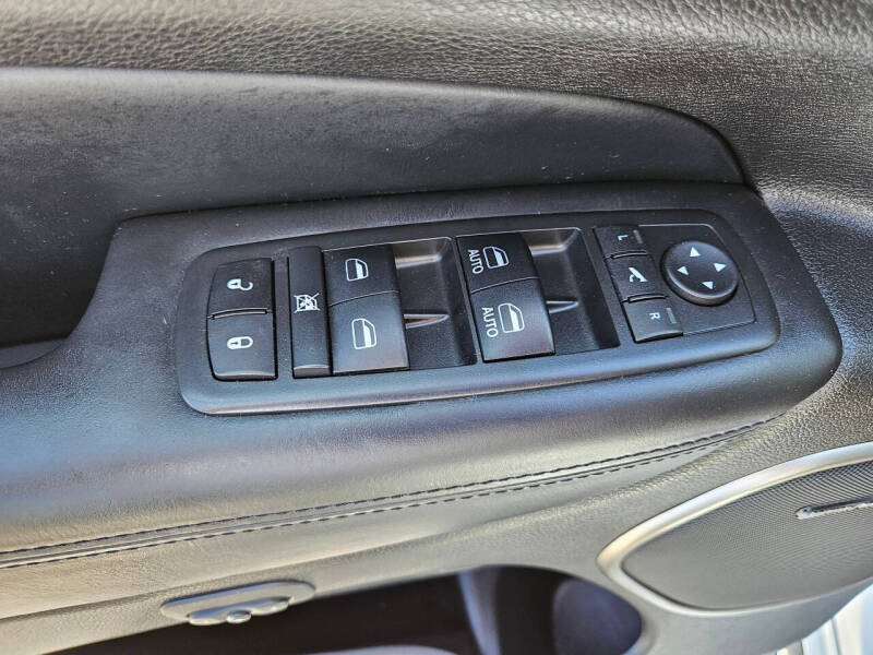 2017 Jeep Grand Cherokee Summit