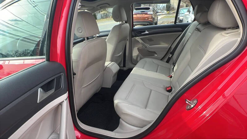 2019 Volkswagen Golf