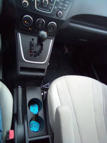 2013 Mazda MAZDA5 Sport