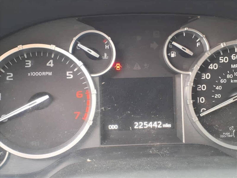 2014 Toyota Tundra SR5