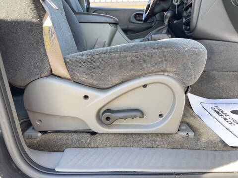 2004 Chevrolet TrailBlazer EXT LT