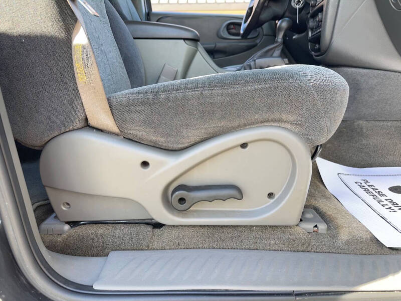 2004 Chevrolet TrailBlazer EXT LT