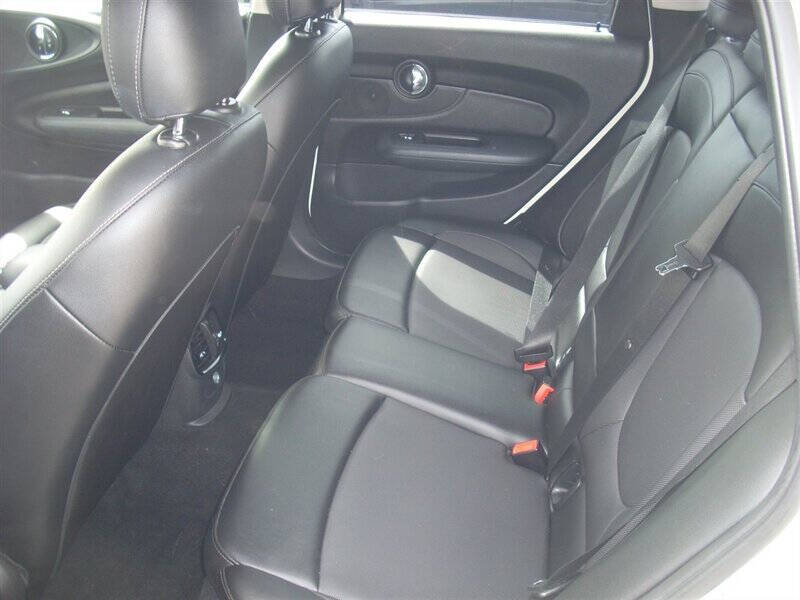 2017 MINI Clubman Cooper