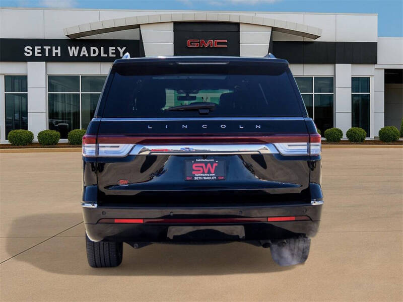 2024 Lincoln Navigator Premiere