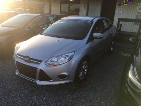 2013 Ford Focus for sale at H & H Auto Sales in Athens TN