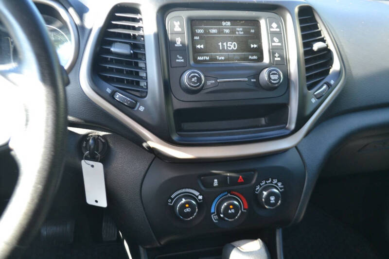 2015 Jeep Cherokee Sport