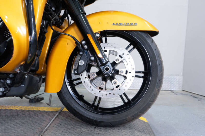 2023 Harley-Davidson Road Glide Limited