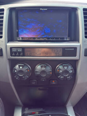 2004 Toyota 4Runner SR5