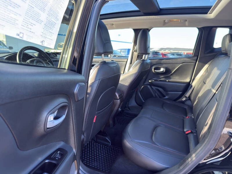 2023 Jeep Renegade Trailhawk