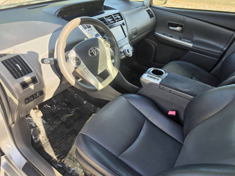 2012 Toyota Prius v Two