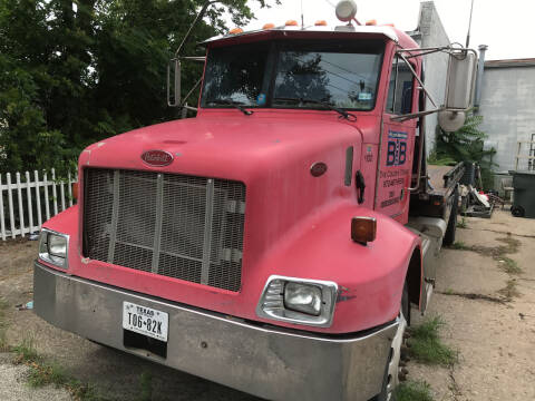 2003 Peterbilt 330
