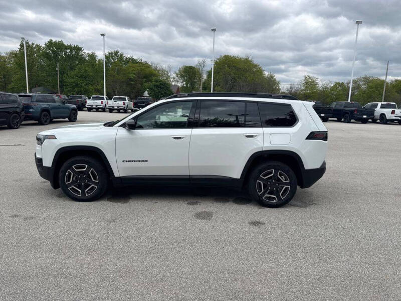 2026 Jeep Cherokee Laredo
