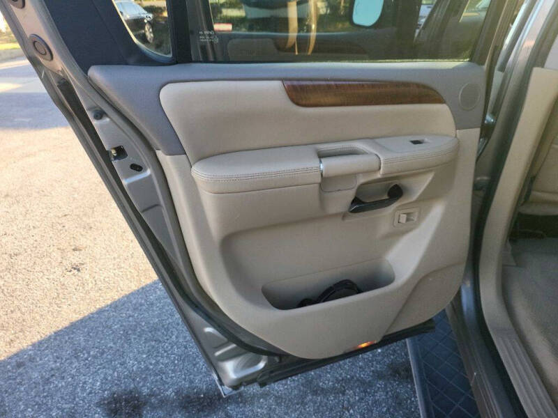 2009 Nissan Armada LE