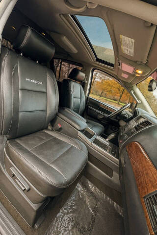 2013 Nissan Armada Platinum