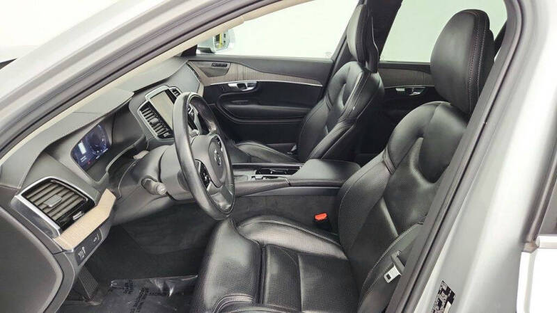 2021 Volvo XC90 T6 Inscription 7-Passenger