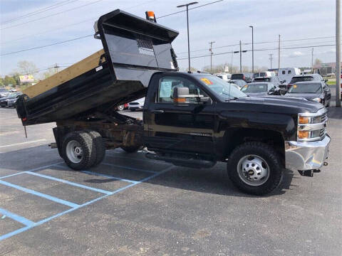 2017 Chevrolet Silverado 3500HD CC
