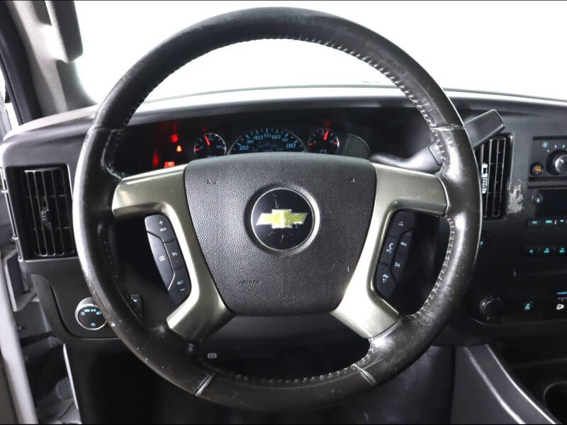 2019 Chevrolet Express 2500