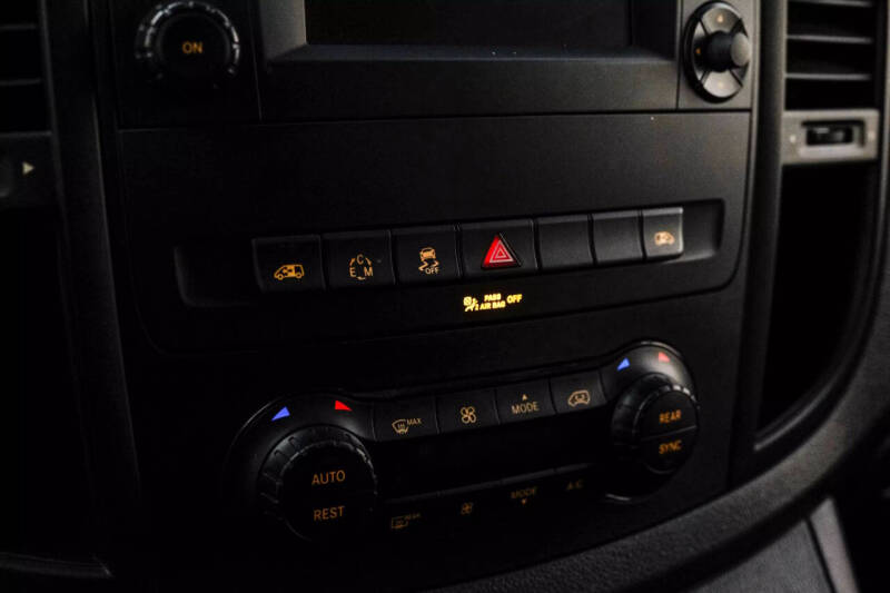 2017 Mercedes-Benz Metris