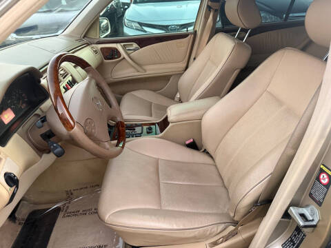 2001 Mercedes-Benz E-Class E 320