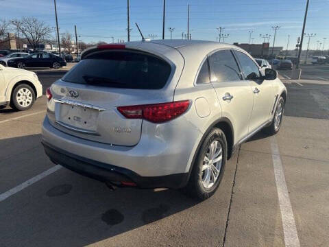 2015 Infiniti QX70