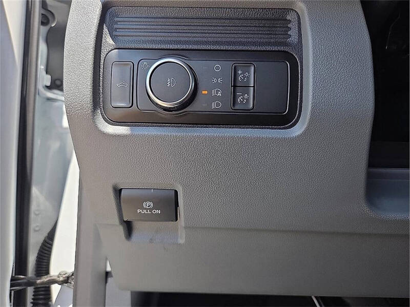 2025 Ford F-600 Super Duty