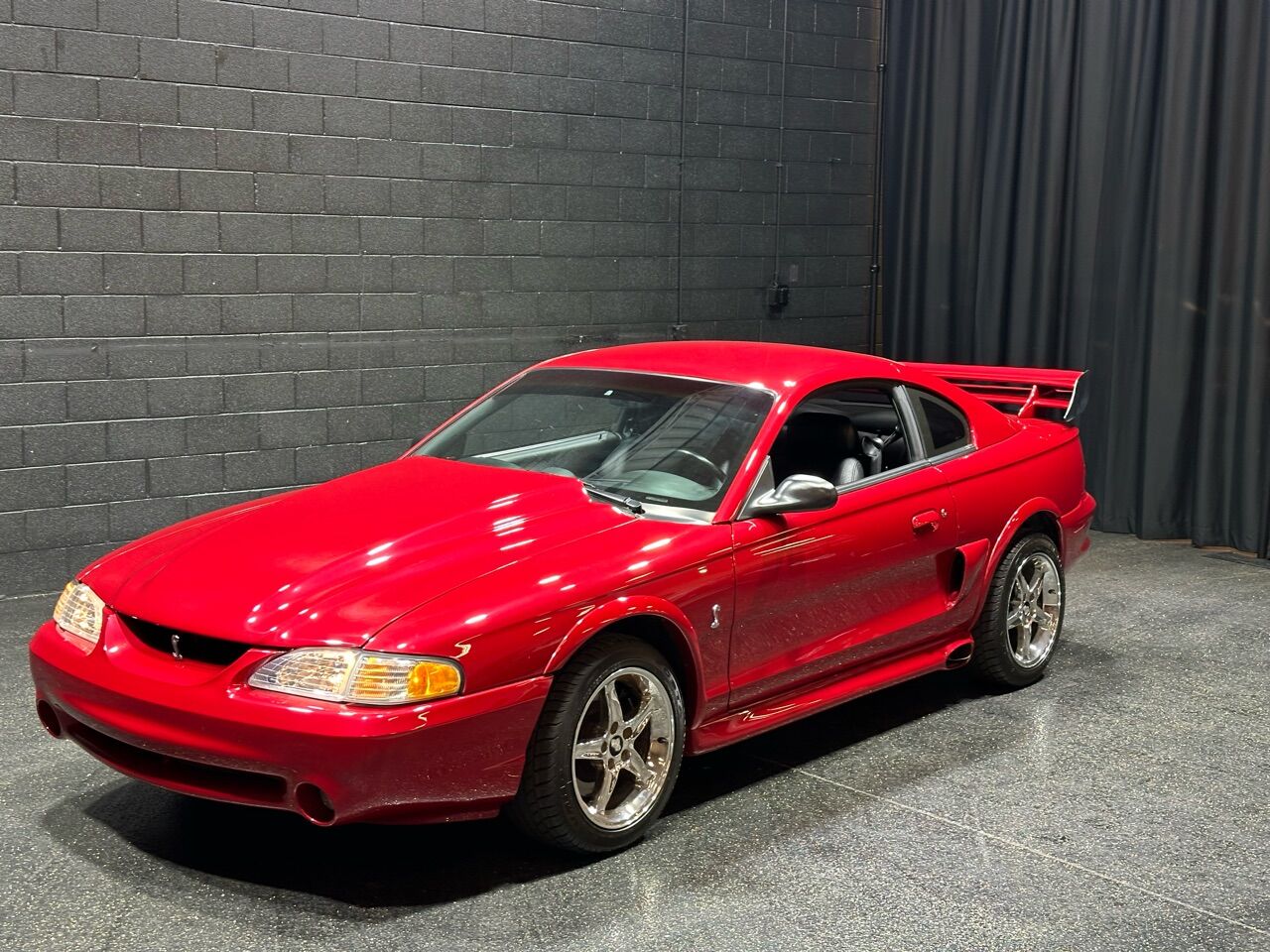 1996 Ford Mustang 17