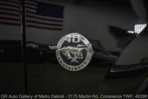 2004 Ford Mustang GT Deluxe