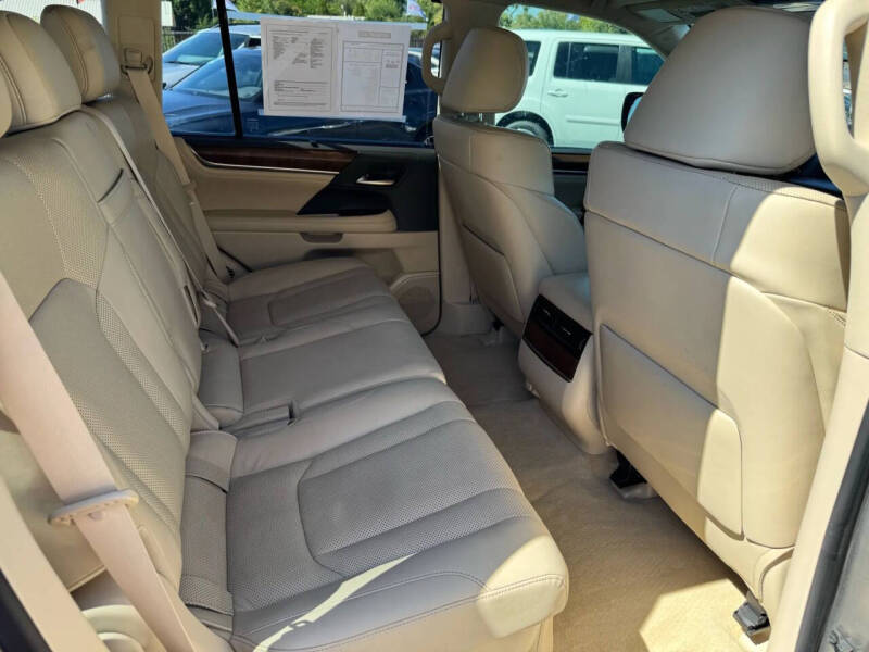 2020 Lexus LX 570 Two-Row