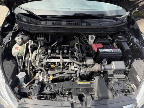 2019 Nissan Kicks S