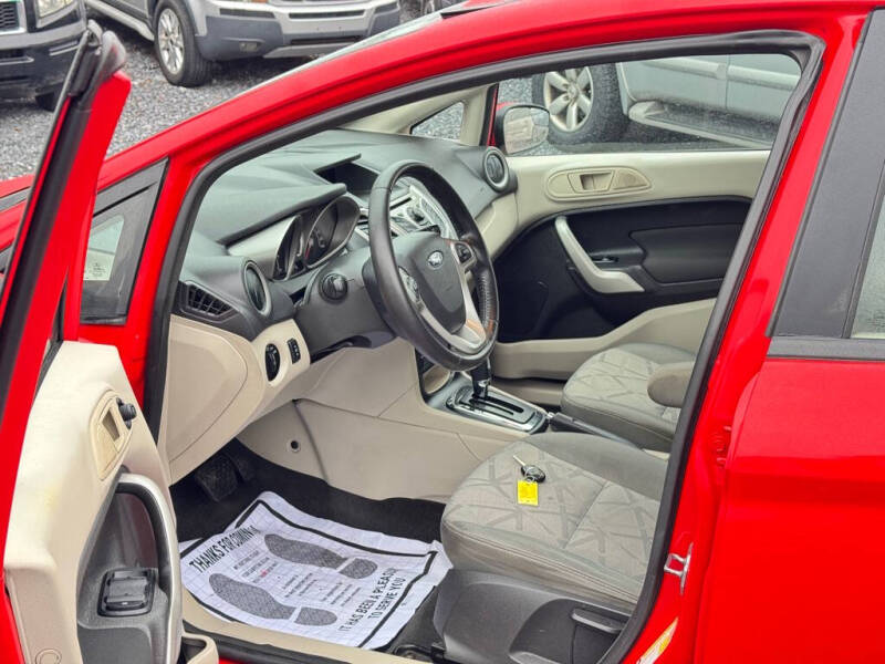 2013 Ford Fiesta SE