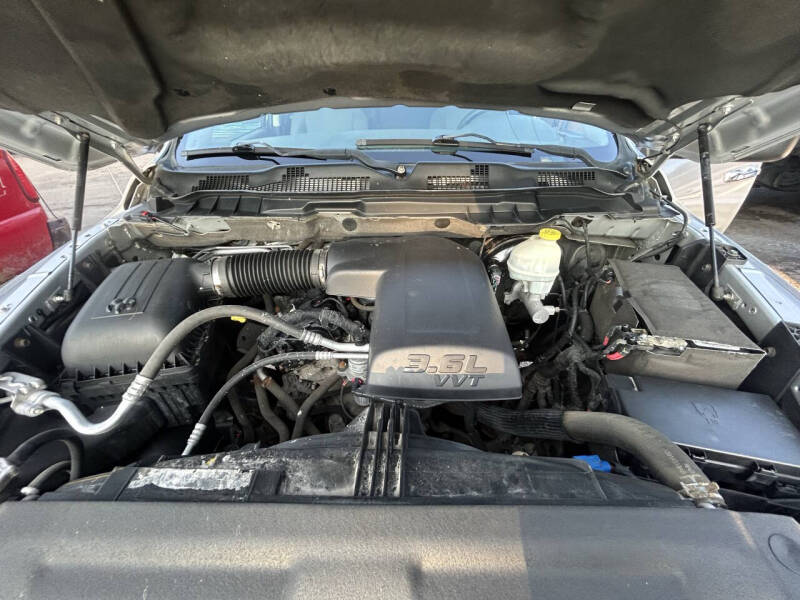 2013 RAM 1500 SLT