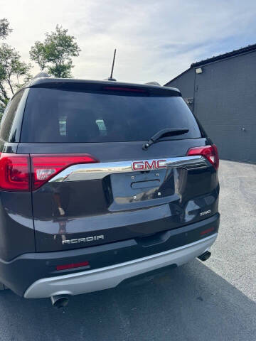 2017 GMC Acadia SLT-1