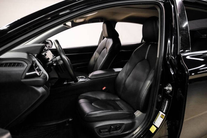 2020 Toyota Camry XSE