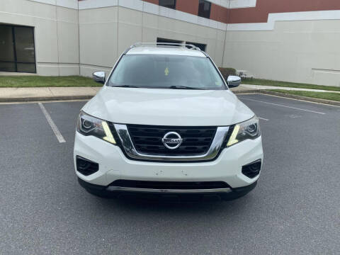 2017 Nissan Pathfinder for sale at SEIZED LUXURY VEHICLES LLC in Sterling VA