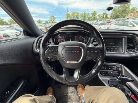 2016 Dodge Challenger SXT
