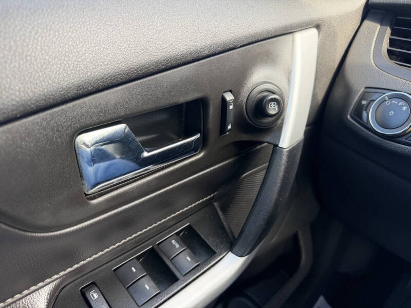 2013 Ford Edge SE