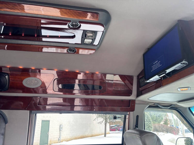 2000 Ford E-Series E-150