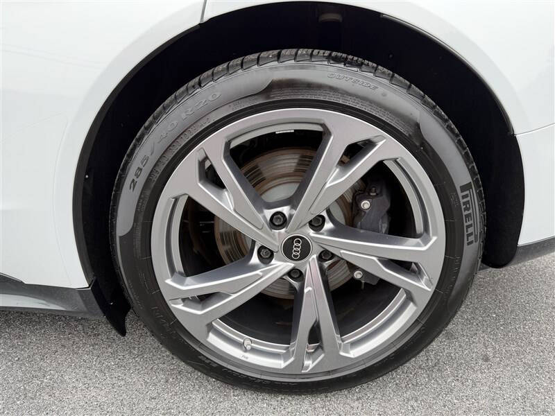 2023 Audi e-tron GT quattro Premium Plus