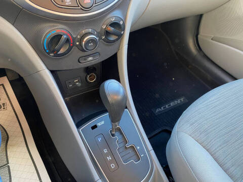 2015 Hyundai Accent GLS