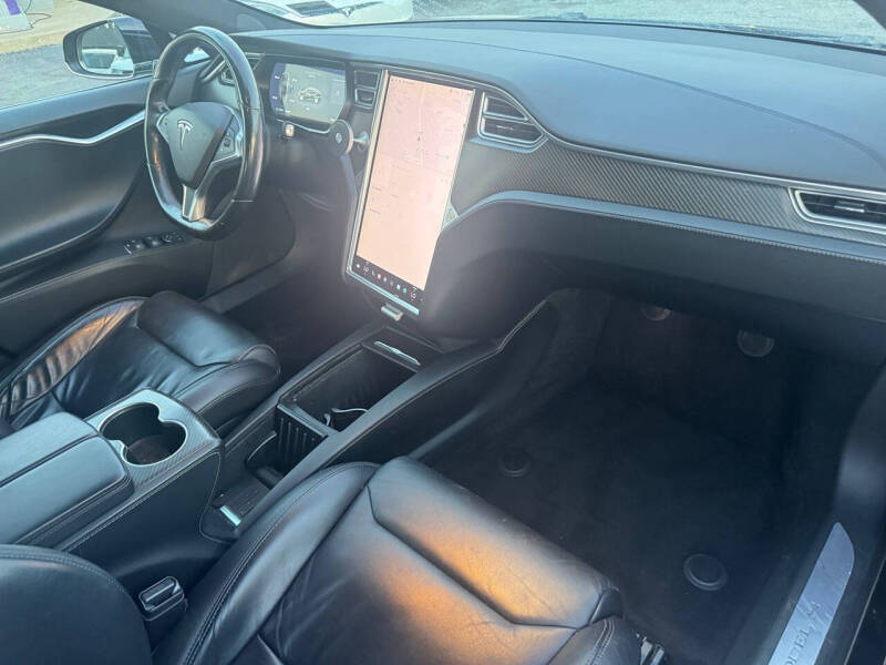 2017 Tesla Model S 75D