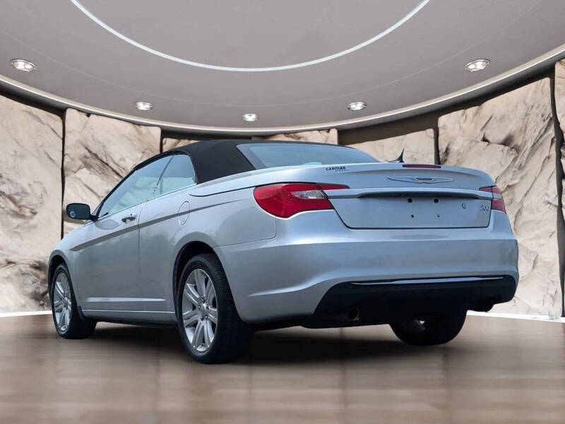 2012 Chrysler 200 Touring