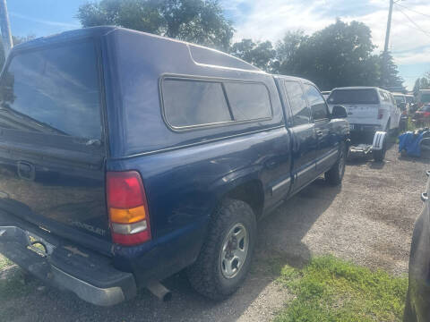 2000 Chevrolet Silverado 1500 LS