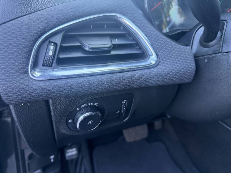 2018 Chevrolet Cruze LT Auto