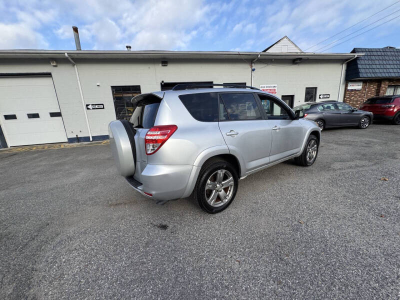 2009 Toyota RAV4 Sport