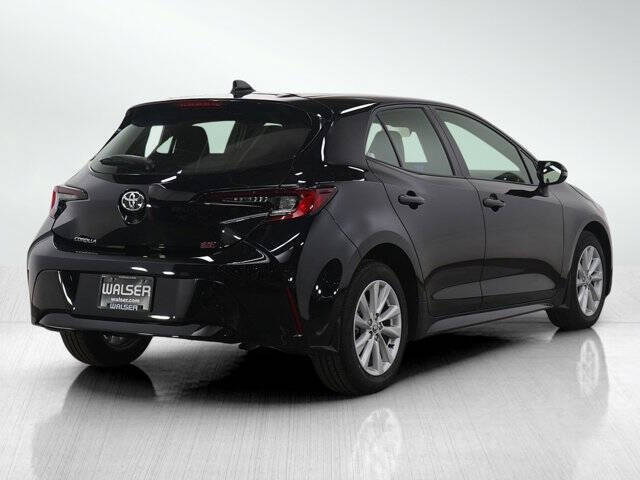 2025 Toyota Corolla Hatchback SE