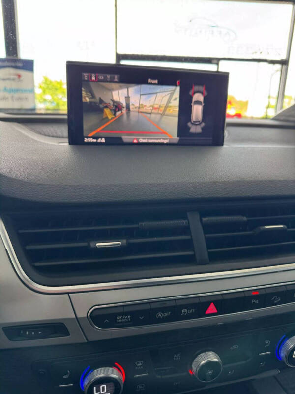 2018 Audi Q7 2.0T quattro Premium Plus