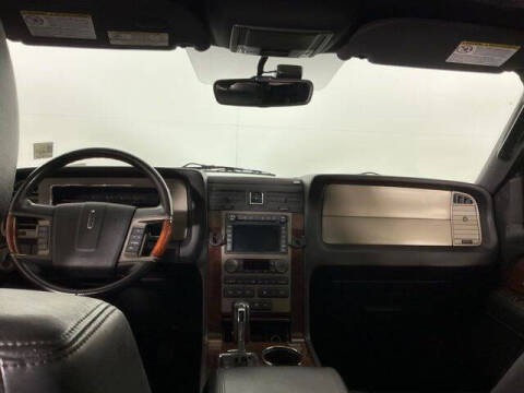 2011 Lincoln Navigator