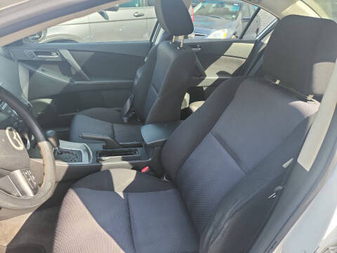 2010 Mazda MAZDA3 i Touring